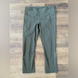 Lululemon fast and free leggings, size 6 olive green